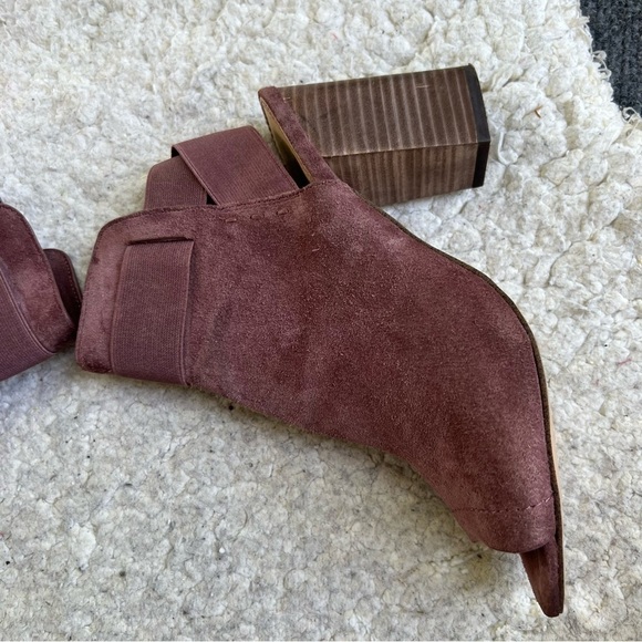 Splendid Rose Suede Peep Toe Criss Cross Elastic Slingback Block Heel Booties - Picture 3 of 11